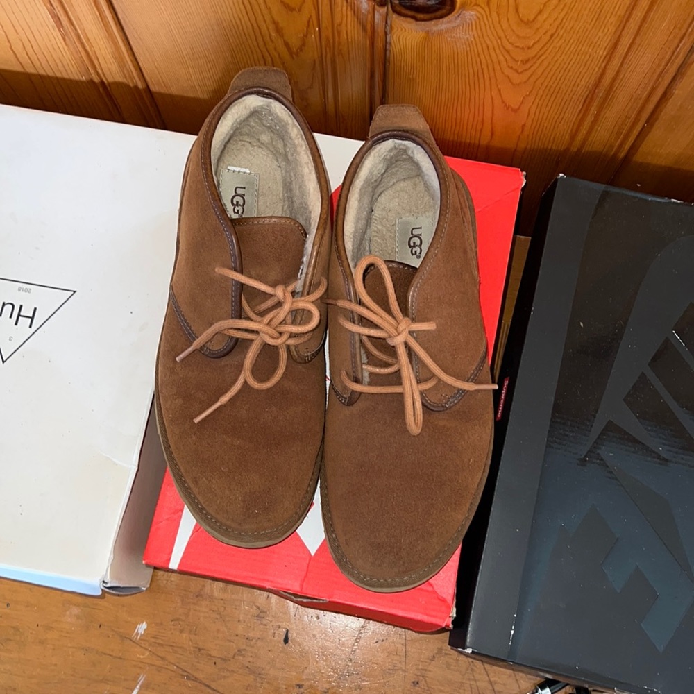 Tan Ugg boots